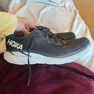 HOKA Clifton 8 men’s sneaker